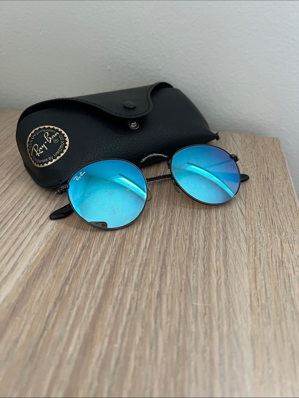 Ray Bans Rb3447 Round Metal Sunglasses